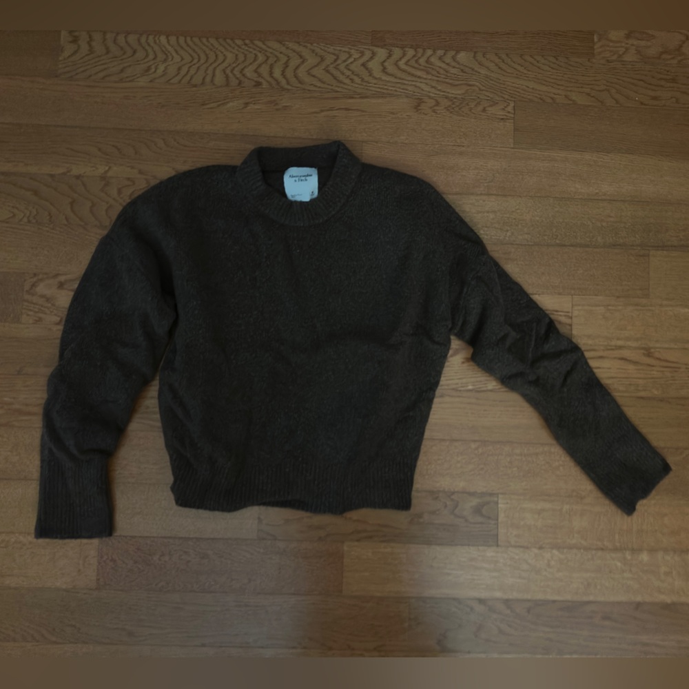 Fall/Winter &Other Stories and A&F Sweaters (Set of 4) - Picture 4 of 4